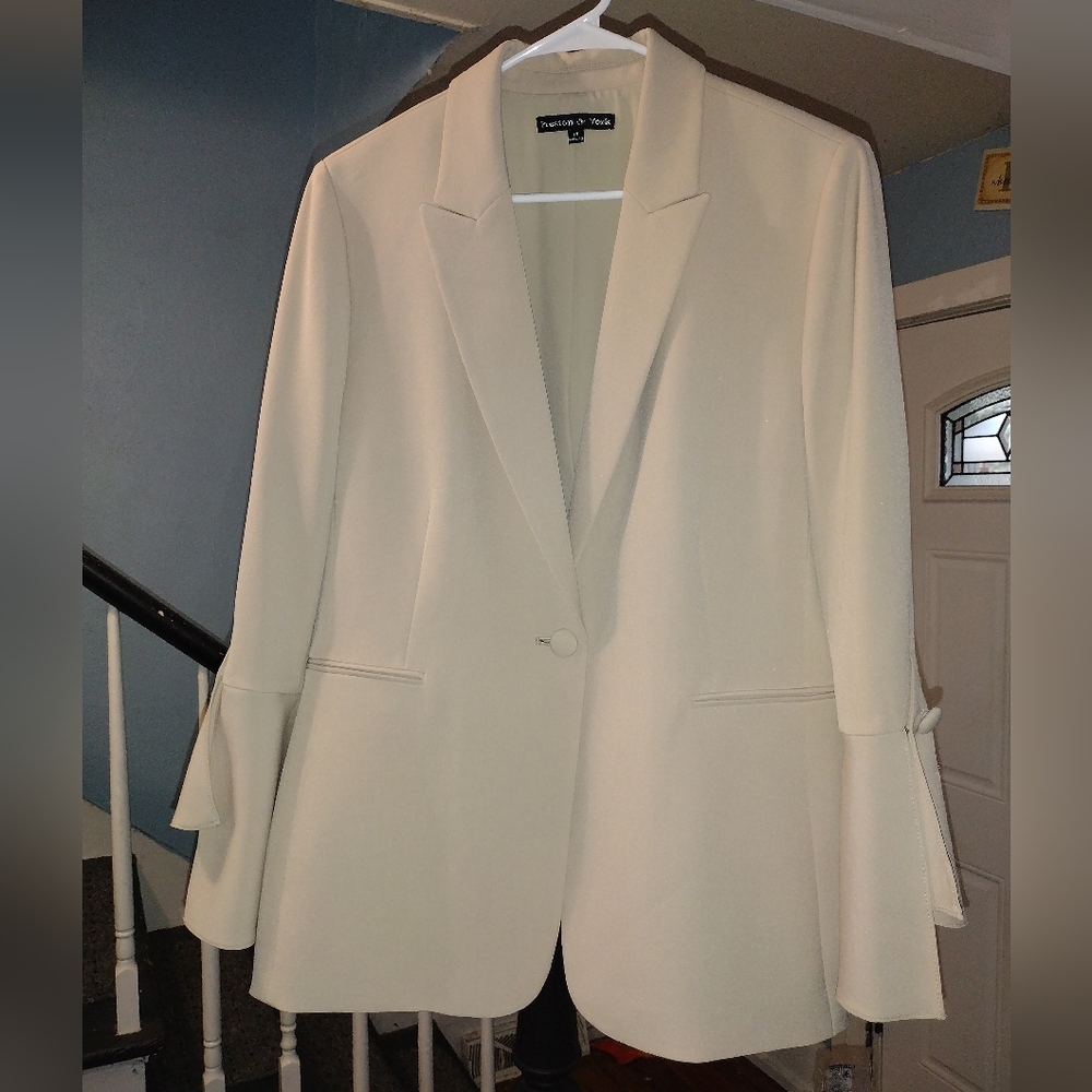 Women's Cream Jacket by Studio Y
